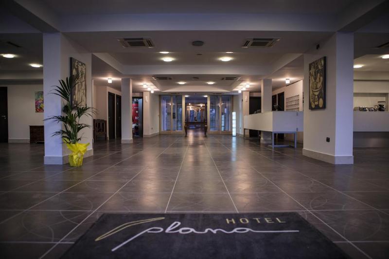 Plana Hotell Castel Volturno Eksteriør bilde